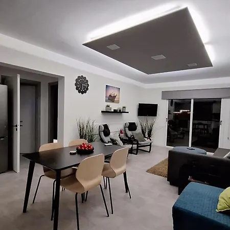 דירה Nissi Golden Sands Paradi *