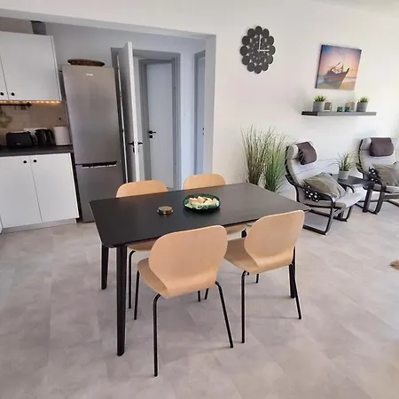 Nissi Golden Sands Paradi *