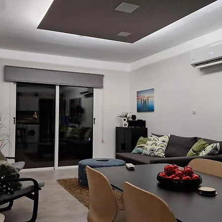 Paradi Nissi Golden Sands * Ayia Napa