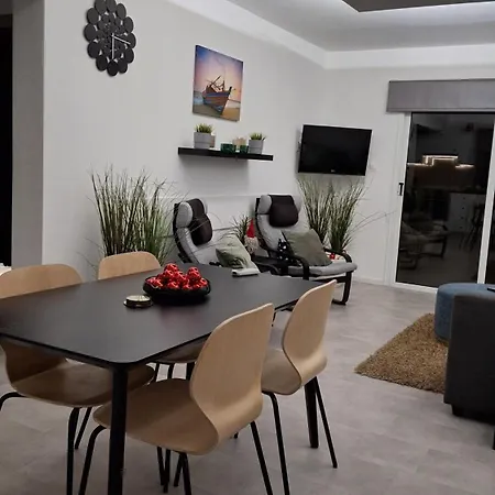 Nissi Golden Sands Paradi