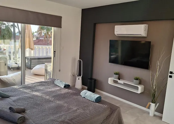 Nissi Golden Sands Paradi Ayia Napa