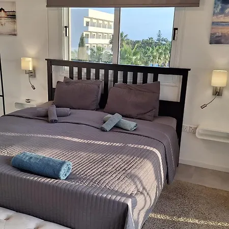 Nissi Golden Sands Paradi Apartman Ajía Nápa