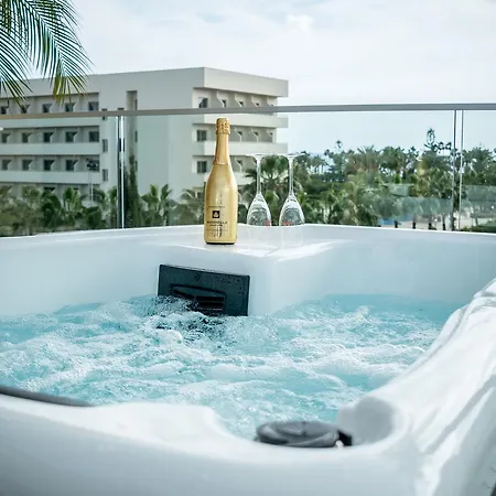 Nissi Golden Sands Paradi Apartman Ajía Nápa