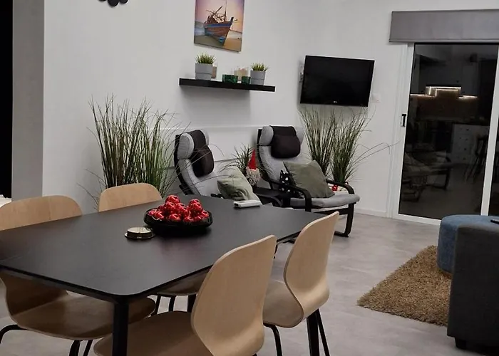 Nissi Golden Sands Paradi