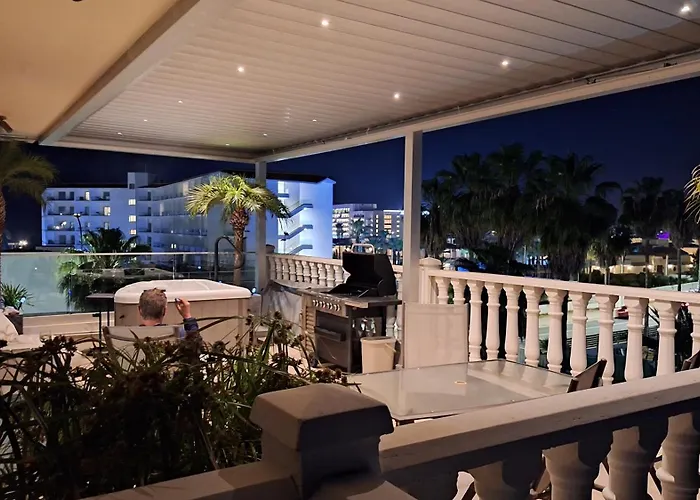 Nissi Golden Sands Paradi 公寓 *